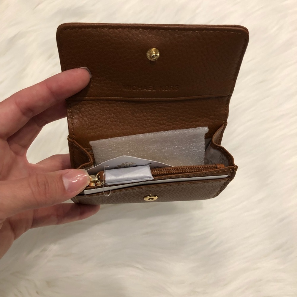 Michael Kors Crossbody & Coin Purse - Picture 7 of 8